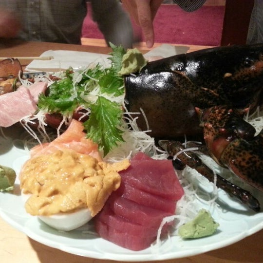 รูปภาพถ่ายที่ Hatcho Japanese Cuisine โดย Gi-Dong K. เมื่อ 1/31/2013