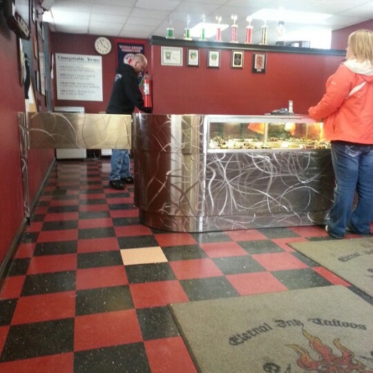 Eternal Ink Tattoos Downtown Waterloo 60 ziyaretçidan 5 tavsiye