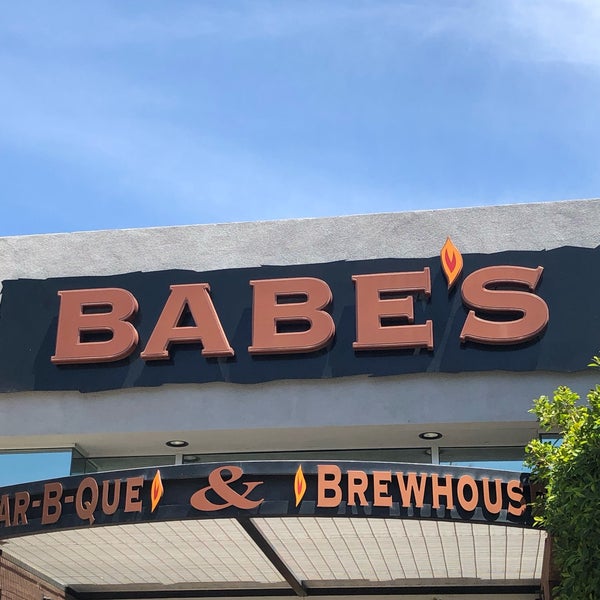 Photo taken at Babe&#39;s Bar-B-Que &amp; Brewhouse by Shannon B. on 8/2/2019