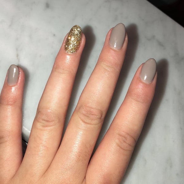 L'amour Nails 2 tips from 64 visitors