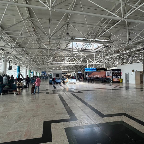 Foto diambil di Addis Ababa Bole International Airport (ADD) oleh ABDULRAHMAN 王. pada 7/16/2023