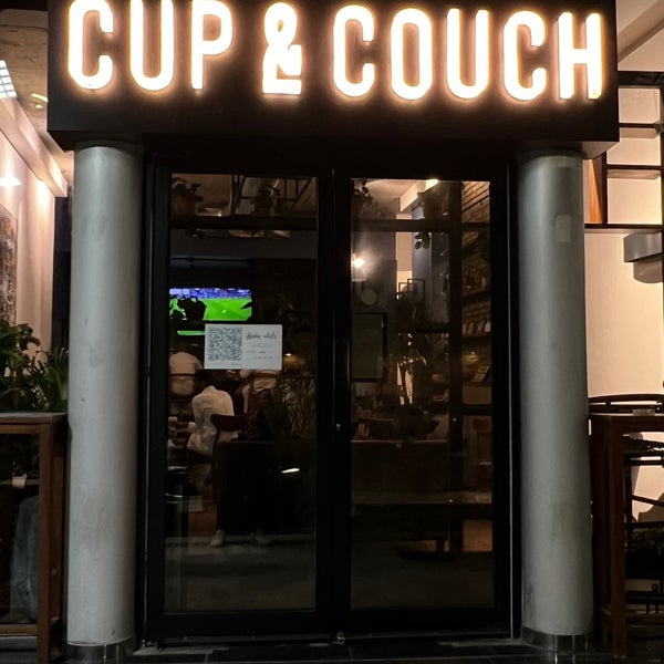 Photo taken at Cup &amp; Couch by ABDULRAHMAN 王. on 5/16/2024