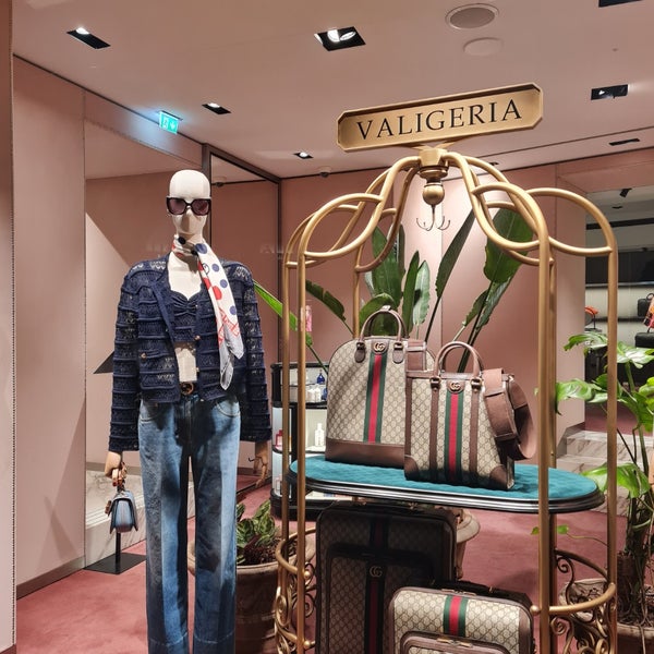 Gucci via tornabuoni cheap