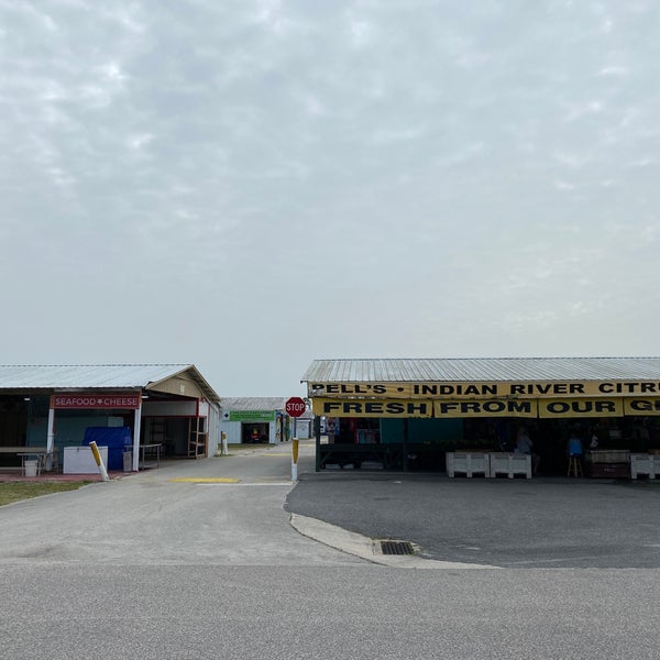 Daytona Flea & Farmers Market Flea Market in Daytona Beach