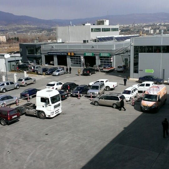 Foto tirada no(a) Tegeta Motors | თეგეტა მოტორსი por Eto M. em 3/14/2013