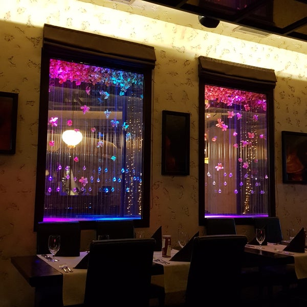 Das Foto wurde bei Ресторан-караоке «Амбер» / Amber Restaurant &amp; Karaoke von Мария Б. am 4/4/2018 aufgenommen