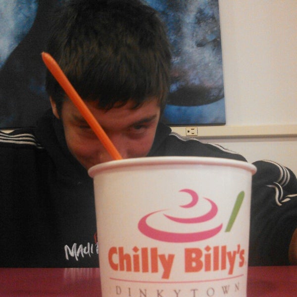 Foto diambil di Chilly Billy&#39;s Frozen Yogurt oleh Trent J. pada 9/27/2013