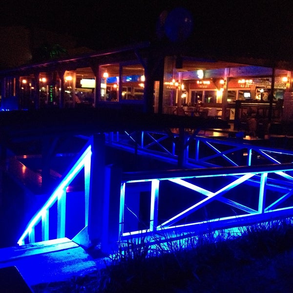 Shaya Beach Cafe & Restaurant Restoran