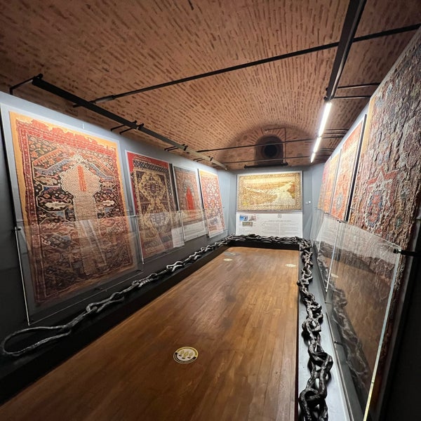 Foto tirada no(a) Türk ve İslam Eserleri Müzesi por Ibrahim . em 7/11/2023