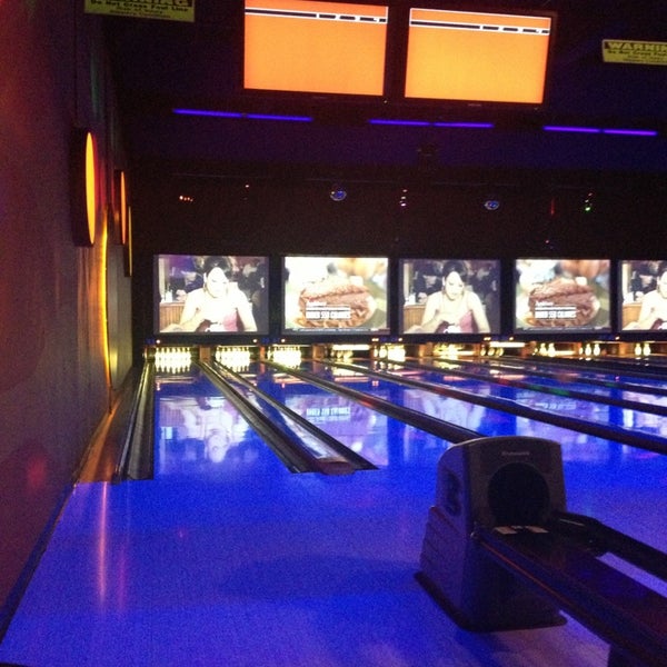Photo taken at Bowlero by Maracus A. on 1/27/2013