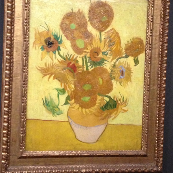 Photo taken at Van Gogh Museum by Алена Д. on 5/14/2013