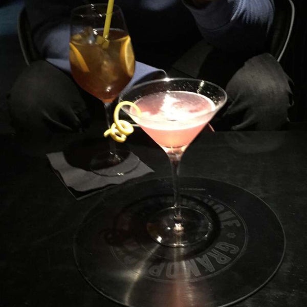 2/10/2016にNana S.がFunky Bee cocktail bar &amp; loungeで撮った写真