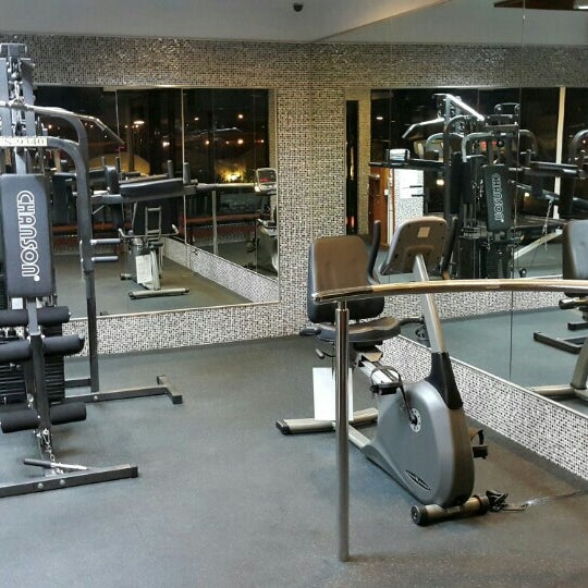 Lomov Gym Ривьера