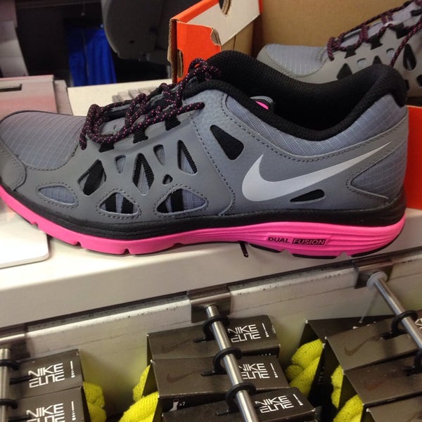 nike outlet sawgrass mills