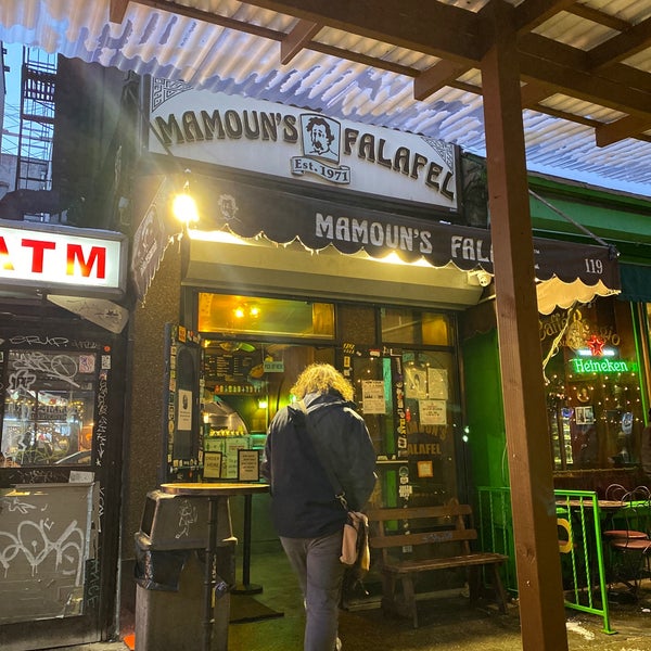 Photo taken at Mamoun&#39;s Falafel by Wafi on 12/18/2020