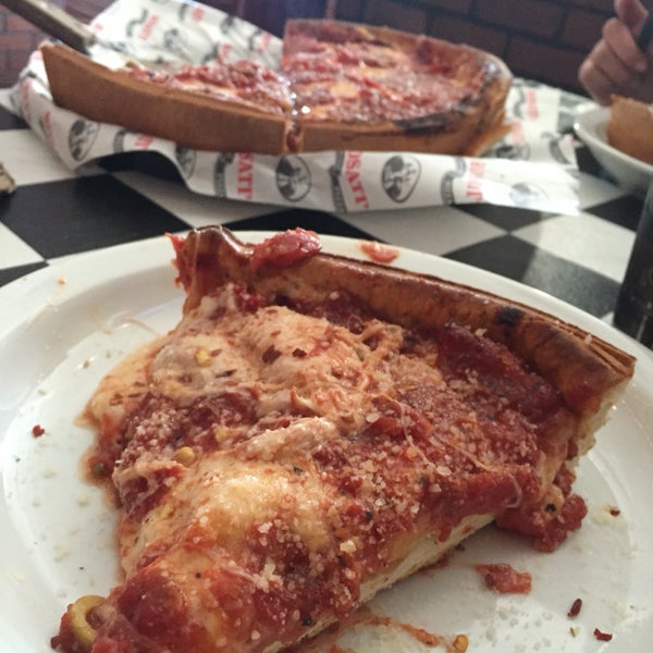 The deep dish is worth the wait. True, authentic Chicago-style pizza done right. Far surpasses the quality of the Old Chicago a mile down the road, or even Uno's further past that.