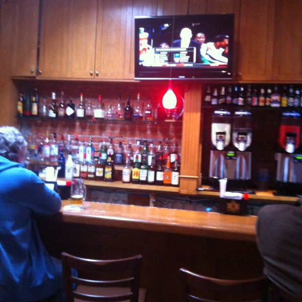 Foto tirada no(a) San Antonio Bar &amp; Grill por Shear L. em 3/16/2013