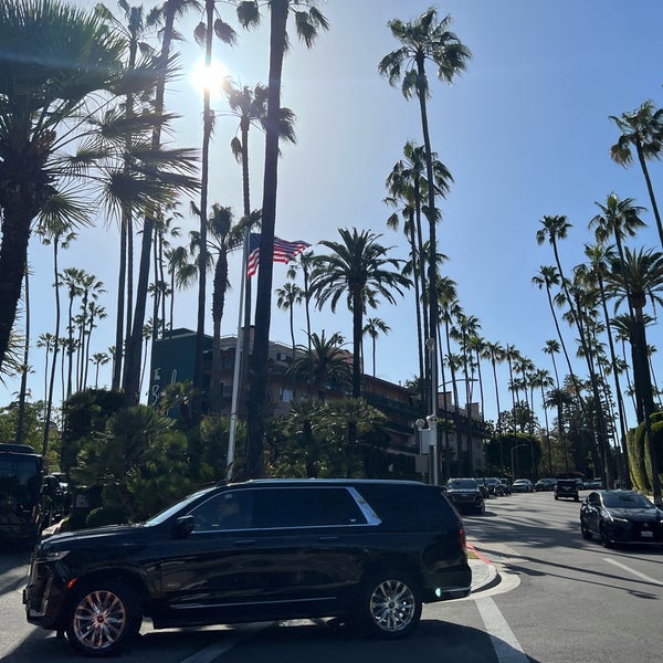 รูปภาพถ่ายที่ Beverly Hills Hotel โดย Sha F. เมื่อ 5/8/2023