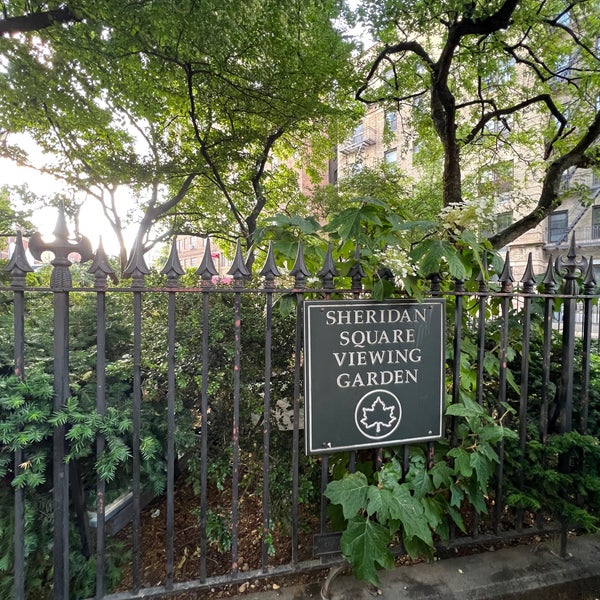 Sheridan Square Viewing Garden West Village Christopher St