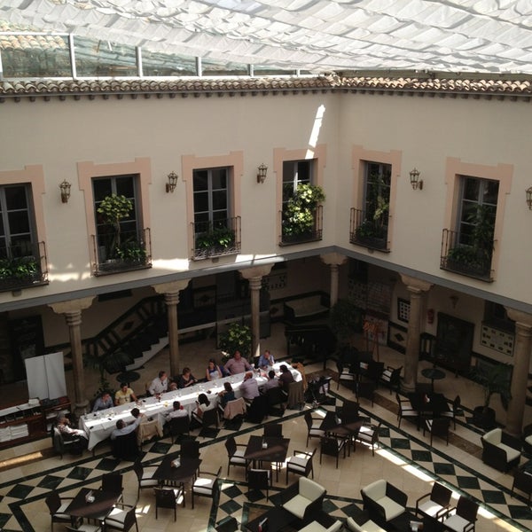6/21/2013에 Paulo M.님이 Hotel Palacio de Los Velada에서 찍은 사진