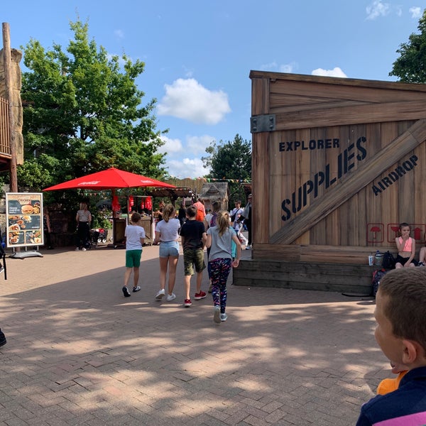 Photo taken at Chessington World of Adventures Resort by Nawaf on 8/6/2019