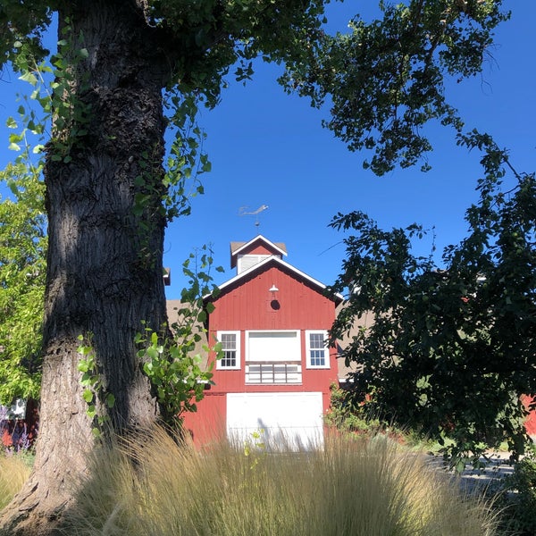 Photo taken at Frog&#39;s Leap Winery by Jessica/정민 L. on 7/14/2019