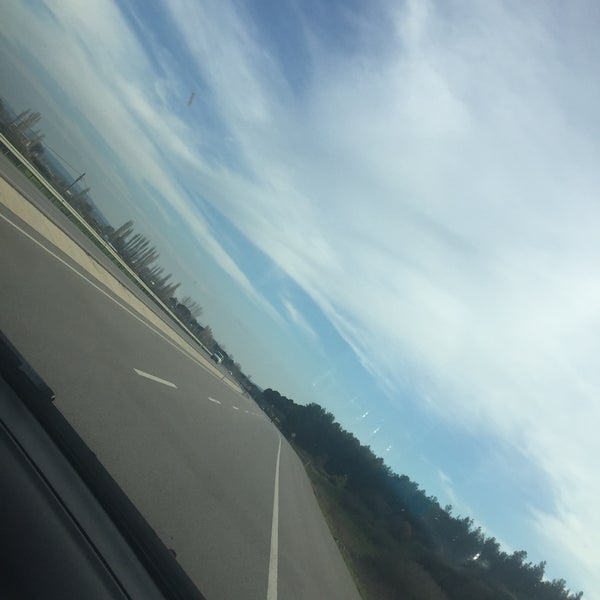 Kervan Tatil Koyu Edremit Canakkale Yolu Cadde Cebimde