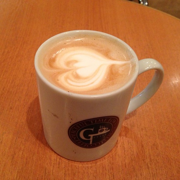 Photo taken at G-Style Cafe by Tomoyuki K. on 4/23/2013