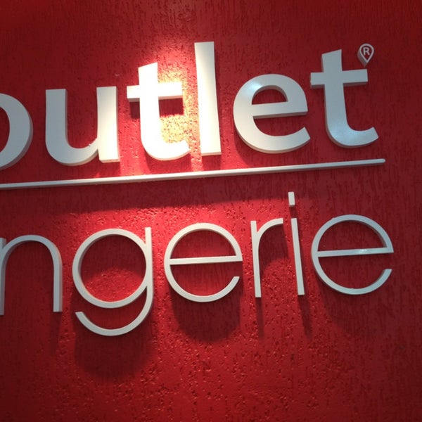 Бутик женского белья. Аутлет белья. Intimissimi магазин. Аутлет белья. Аутлет белья.