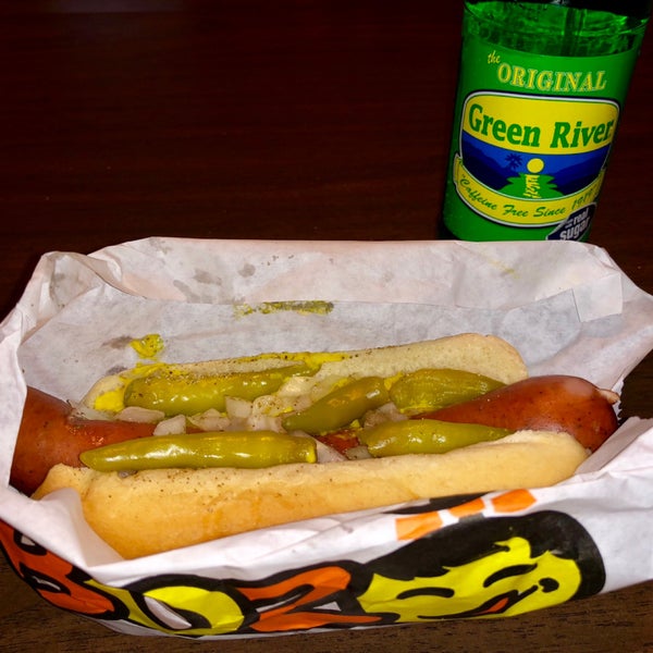 Boz Hot Dogs (aka Bozo Hot Dogs) 4 dicas de 58 clientes