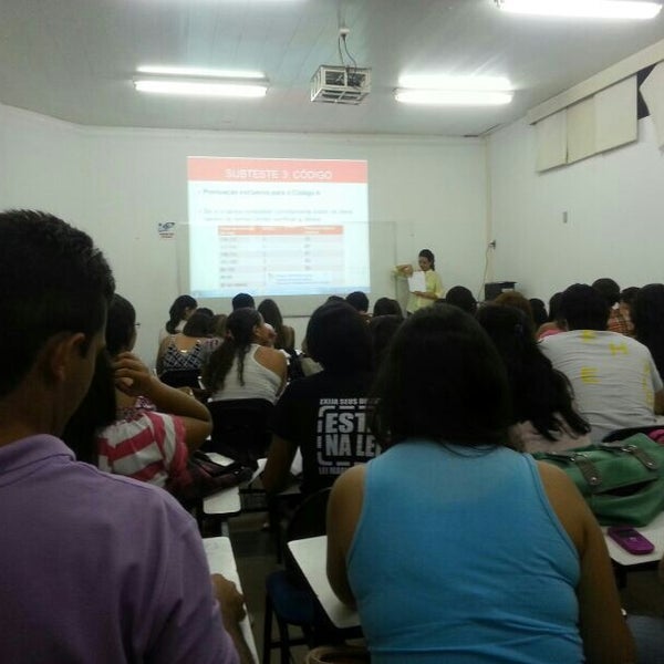 4/27/2013에 Kamyla P.님이 Faculdade Santo Agostinho (FSA)에서 찍은 사진