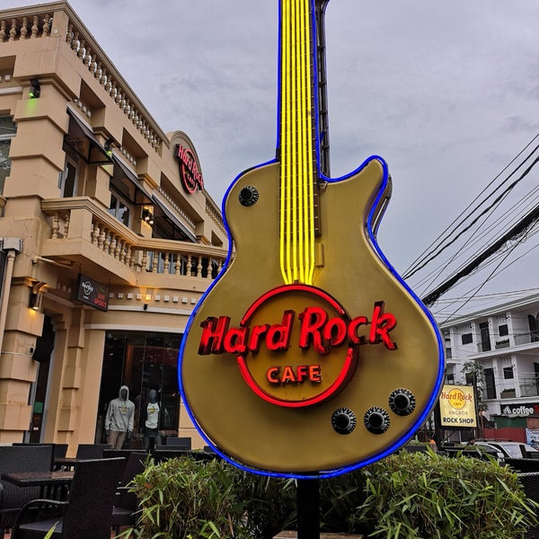 Photo taken at Hard Rock Cafe Angkor by Alif A. on 7/29/2018