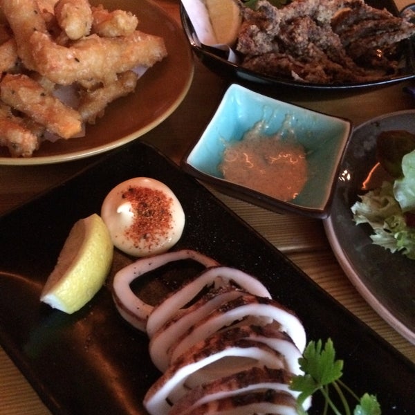 รูปภาพถ่ายที่ Hashi Japanese Kitchen โดย Marion J. เมื่อ 7/31/2015