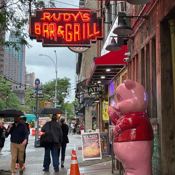 5/27/2022 tarihinde Andrea M.ziyaretçi tarafından Rudy&#39;s Bar &amp; Grill'de çekilen fotoğraf