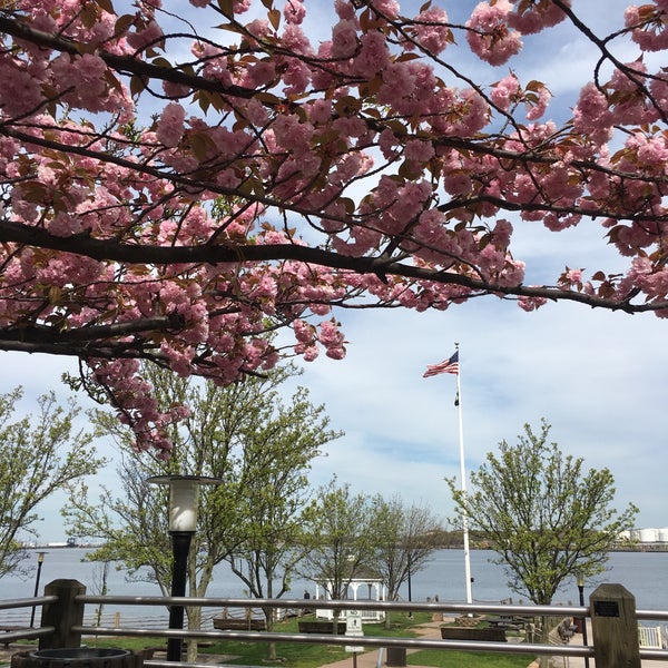 Sewaren Waterfront Scenic Lookout