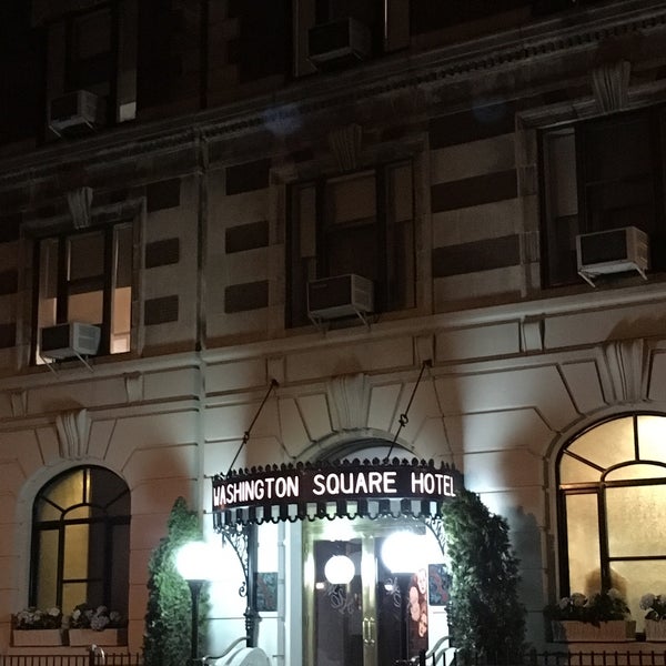 3/10/2016にAndrea M.がWashington Square Hotelで撮った写真