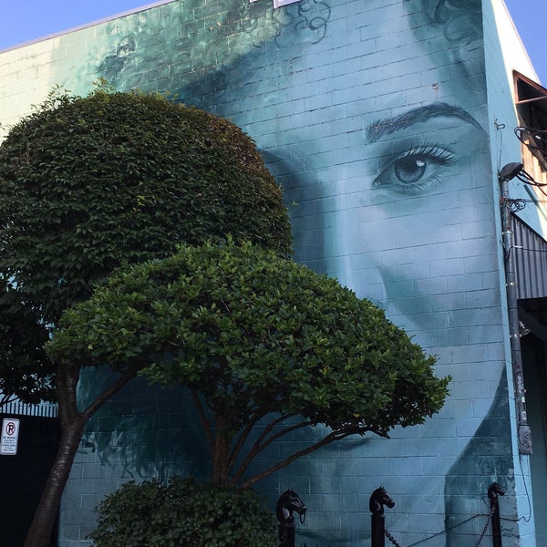 รูปภาพถ่ายที่ Frenchmen Street โดย Andrea M. เมื่อ 7/25/2018