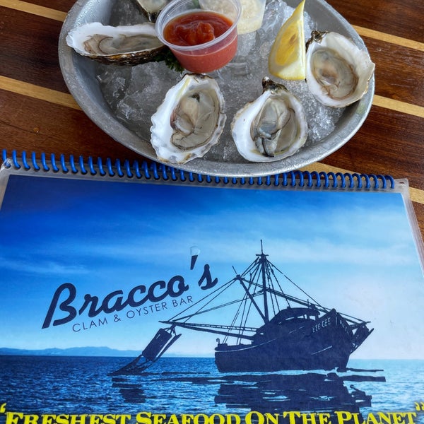 Bracco's Clam and Oyster Bar Seafood Restaurant
