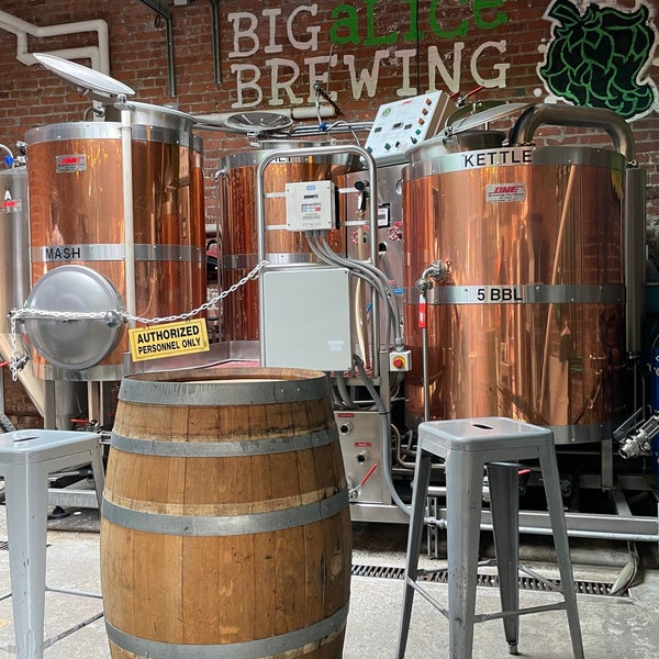 Photo taken at Big Alice Brewing by Andrea M. on 8/5/2023