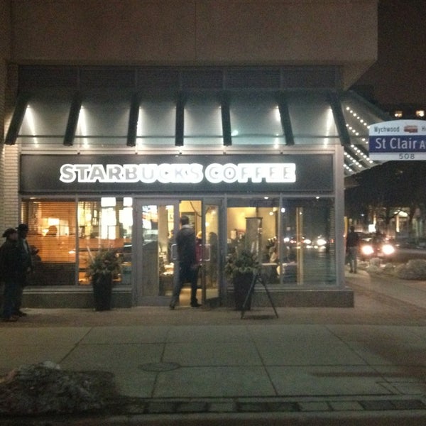 Starbucks (ปิดแล้ว) 504 St. Clair Ave. West