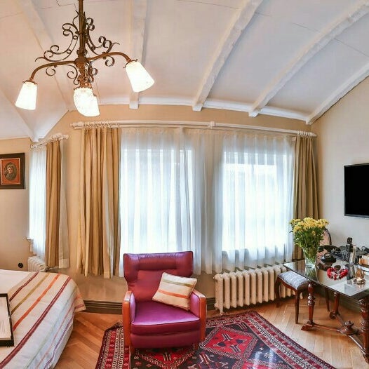 Photo taken at Faik Pasha Suites&amp;Apartments by Sinan Y. on 3/9/2016