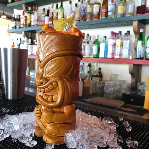 7/24/2018 tarihinde Cocones C.ziyaretçi tarafından Cocones Cocktail Bar'de çekilen fotoğraf