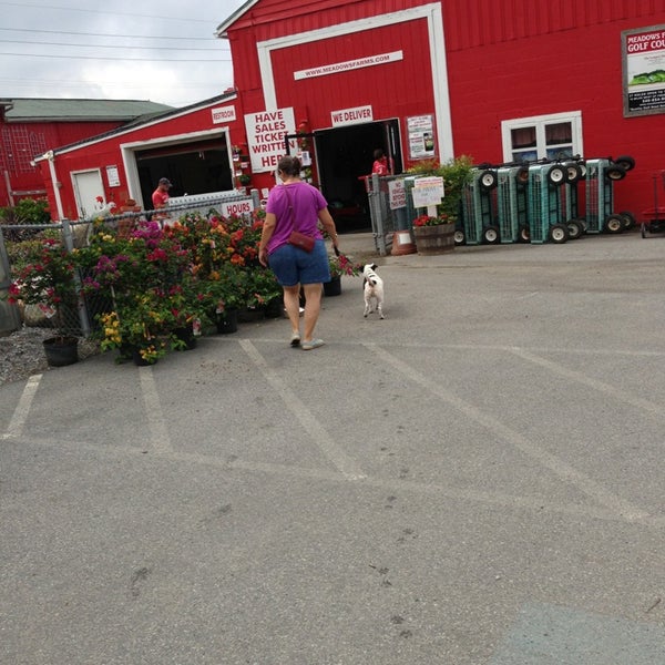 Meadows Farms Nurseries & Landscaping Flower Store