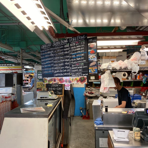 Maguro Brothers Japanese Restaurant in Honolulu