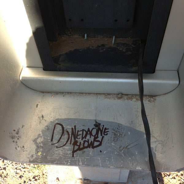 задняя крышка айфон 12 промакс. Broken 11. Broken 11. разбитый айфон 12 промакс. разбитый iphone 11 pro max.