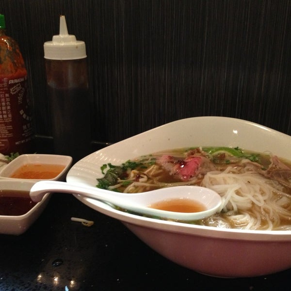 Photo taken at Pho D&#39;Lite by Jeff R. on 2/6/2013