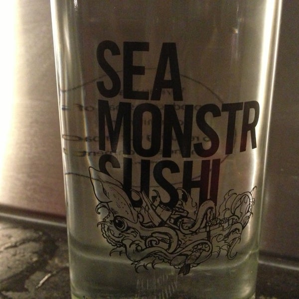 9/19/2013 tarihinde RTWgirl A.ziyaretçi tarafından Sea Monstr Sushi'de çekilen fotoğraf