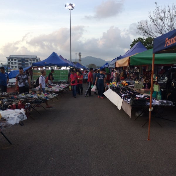 Pasar Malam Paka Dungun Terengganu