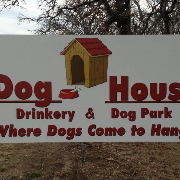 Photo taken at Dog House Drinkery Dog Park by Joshua B. on 1/29/2013