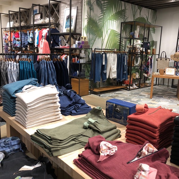 Tommy Bahama North Buckhead 2 tips